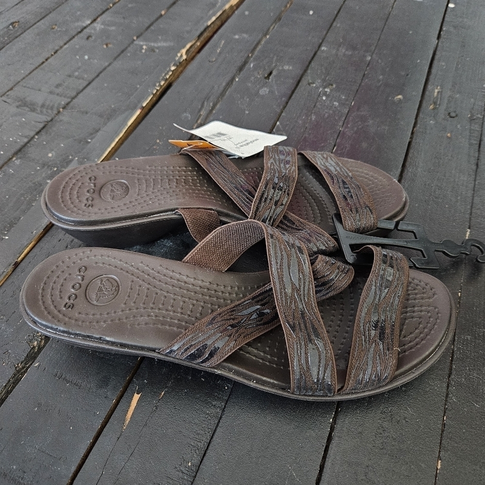 Crocs NWT Women's 10 Molalla II Brown Sandals Small Heel Comfort Shoes Summer